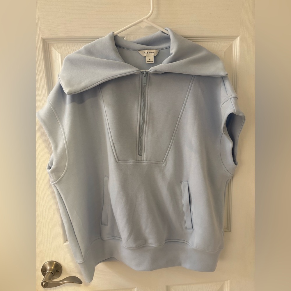 Rae Mode Light Blue‎ Sleeveless Sweatshirt